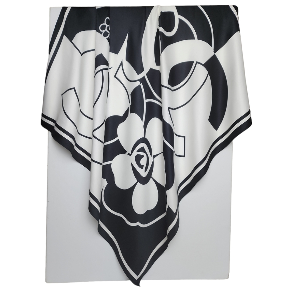 Square Floral Print Scarf